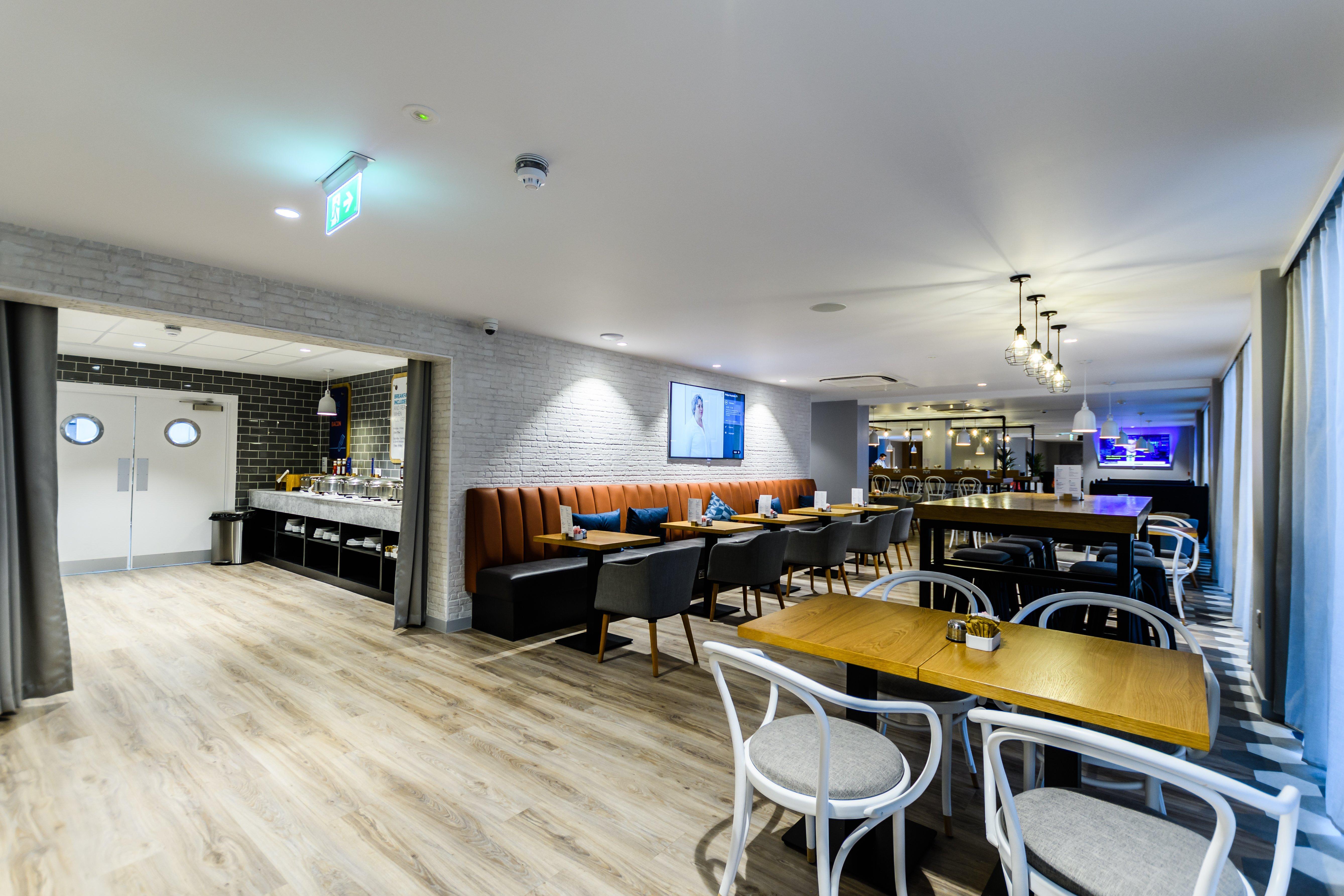 Holiday Inn Express - Wigan By Ihg Ngoại thất bức ảnh