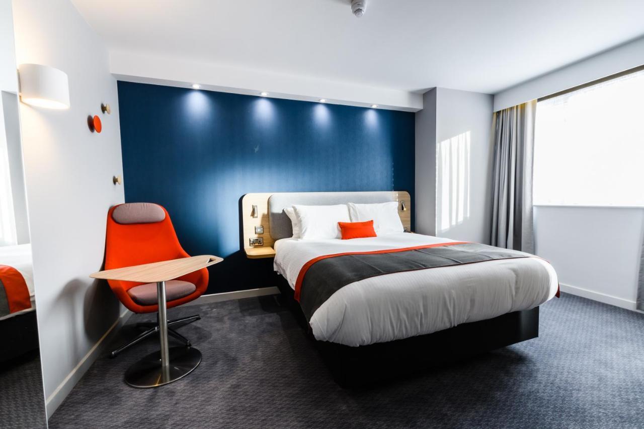 Holiday Inn Express - Wigan By Ihg Ngoại thất bức ảnh