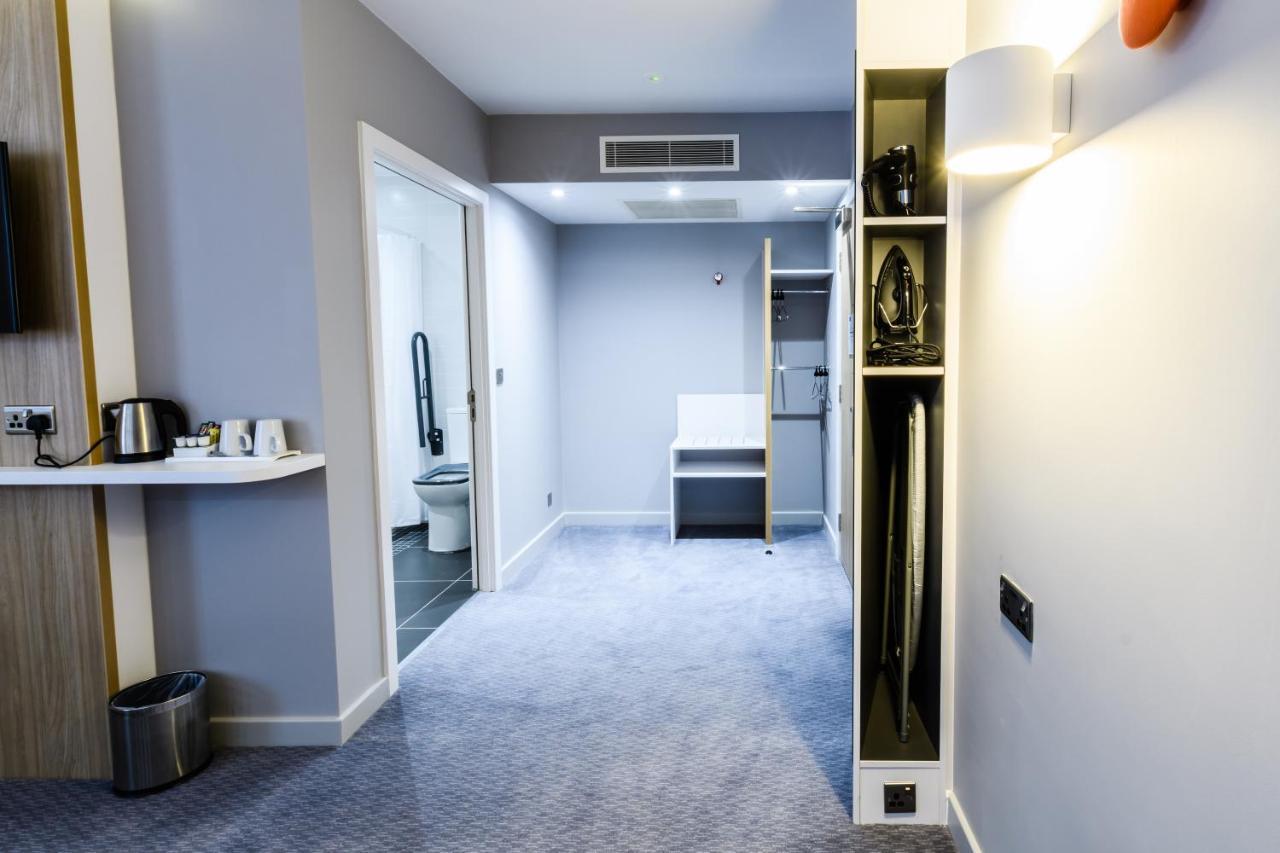 Holiday Inn Express - Wigan By Ihg Ngoại thất bức ảnh