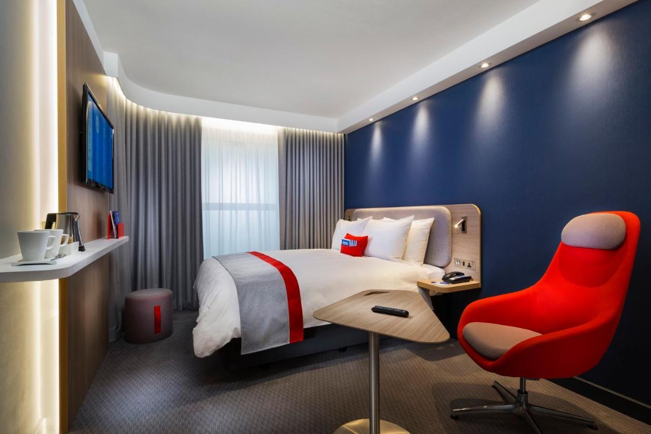 Holiday Inn Express - Wigan By Ihg Ngoại thất bức ảnh