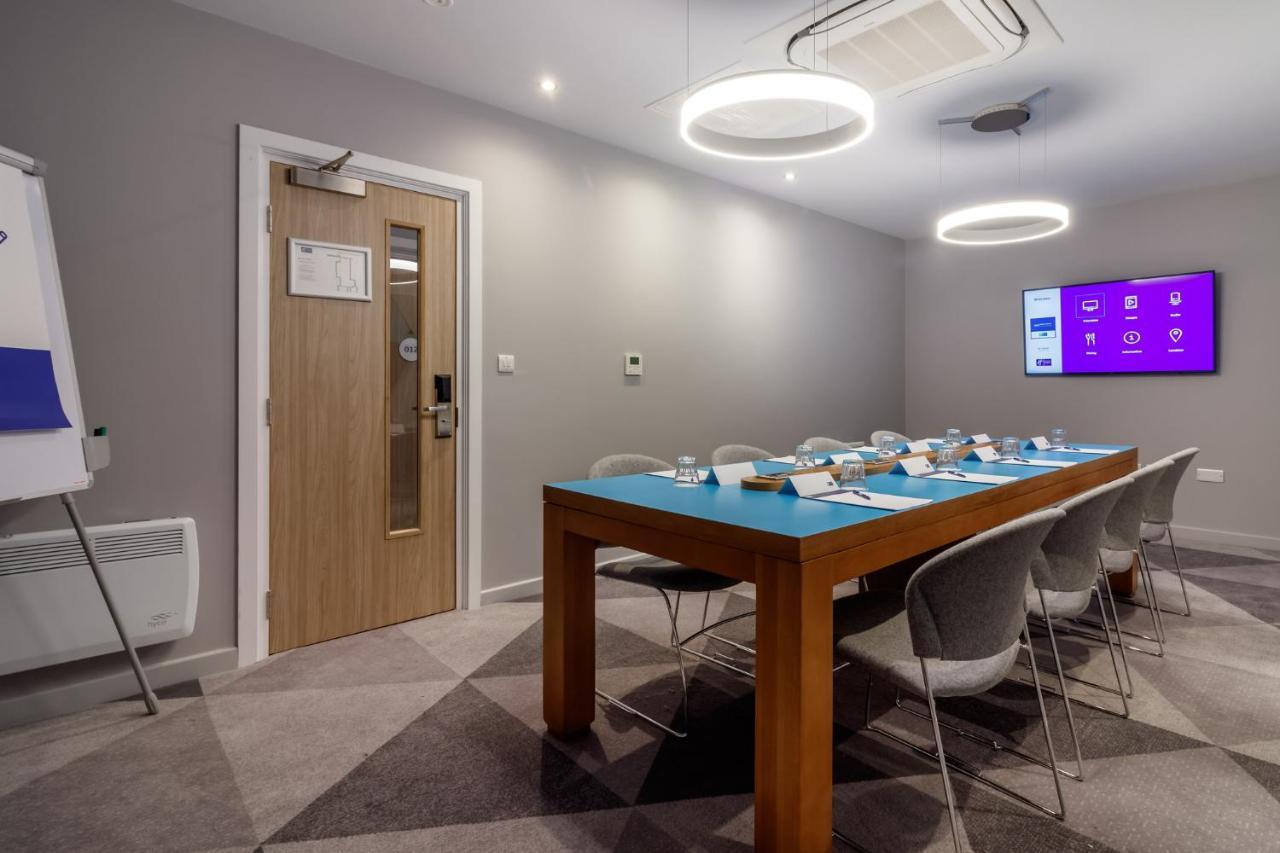 Holiday Inn Express - Wigan By Ihg Ngoại thất bức ảnh